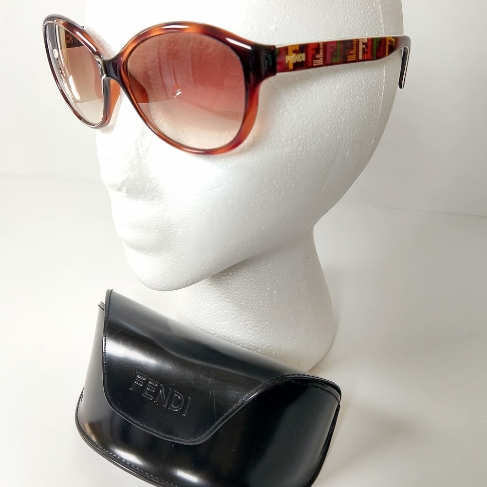 Vintage FENDI round sunglasses brown lenses w/case +cloth